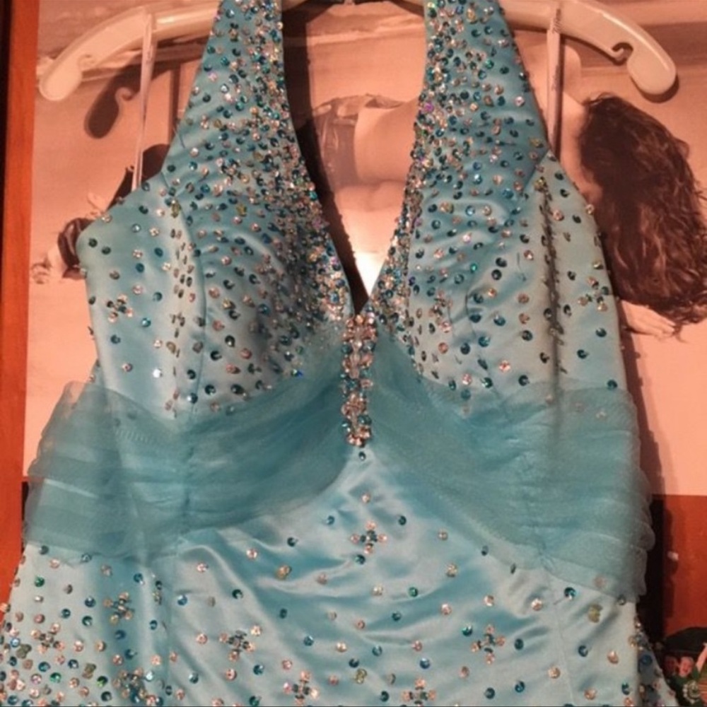 🎈SALE🎈👗#6. LIVING ”BARBIE DRESS”👗 - Picture 2 of 6